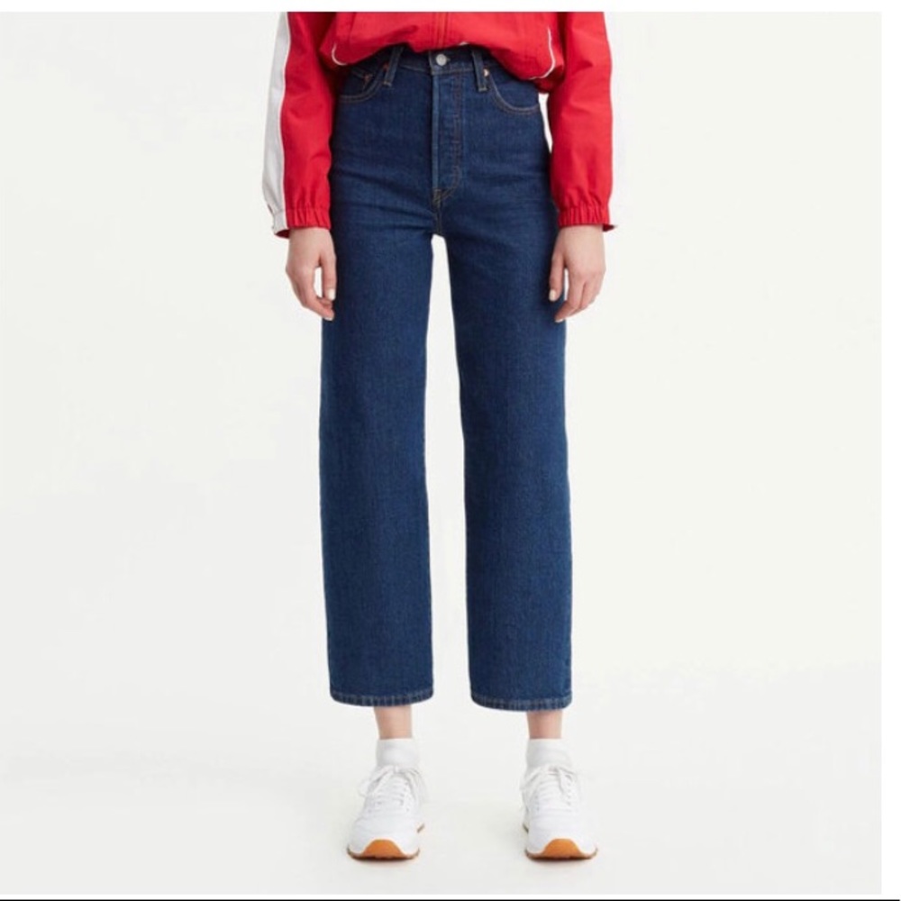 Levi’s Ribcage Straight Leg